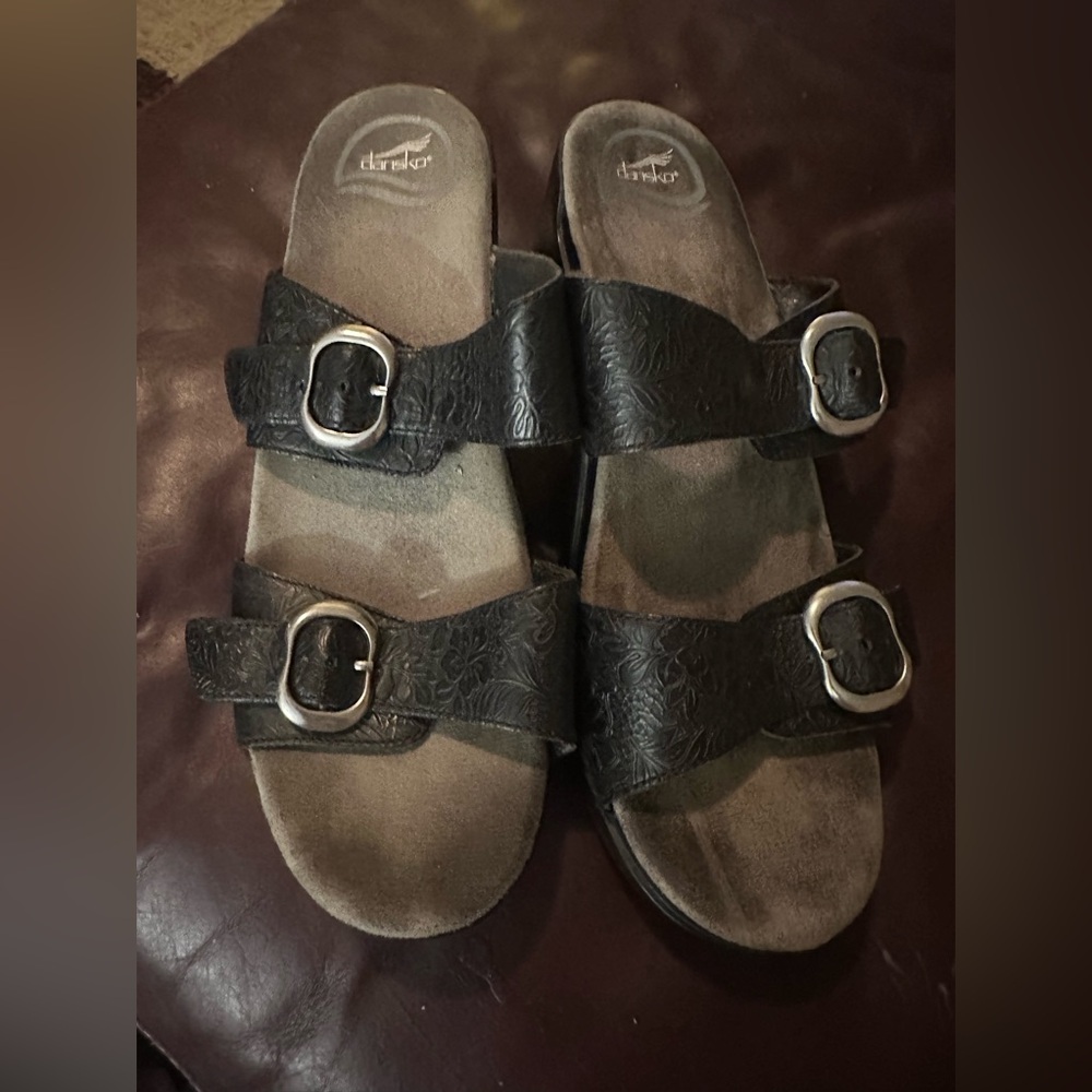 Dansko size 40